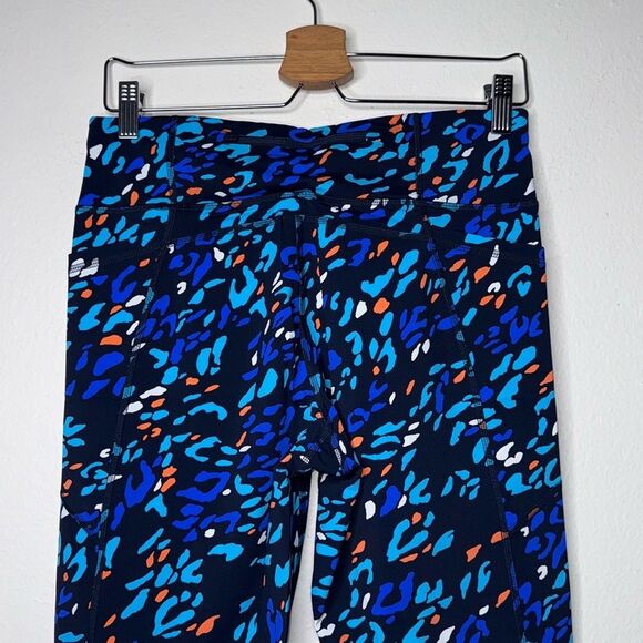 Sweaty Betty Power 9" Biker Shorts in Blue Animal Space Print Size 10 - Picture 2 of 8